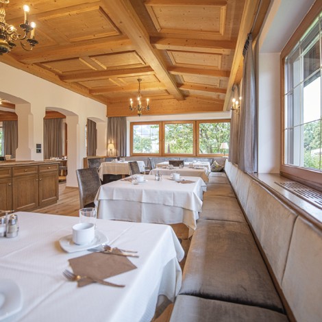 Das Bild zeigt den Frühstücksraum.